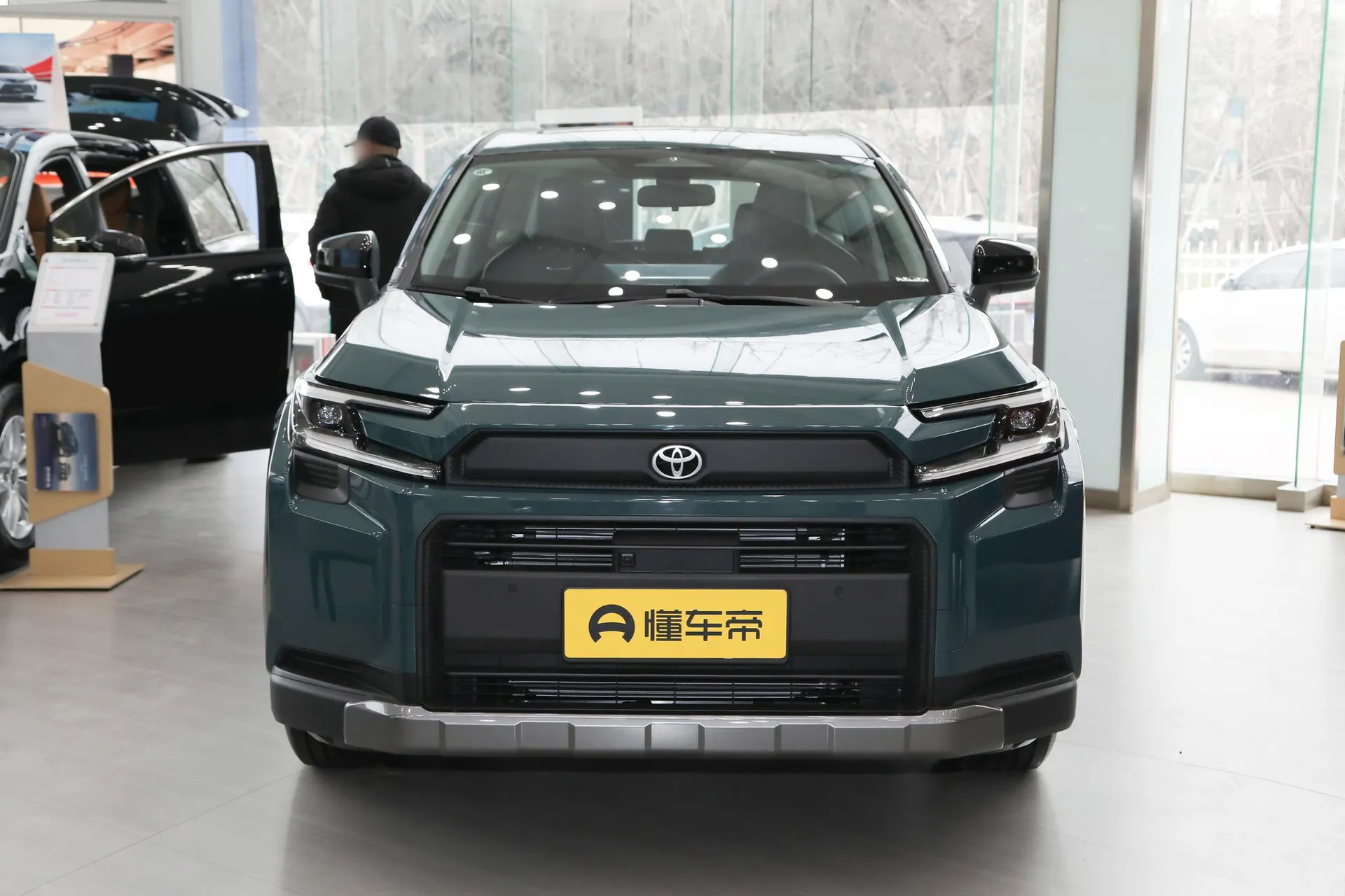  RAV4 2.0L AWD Luxury