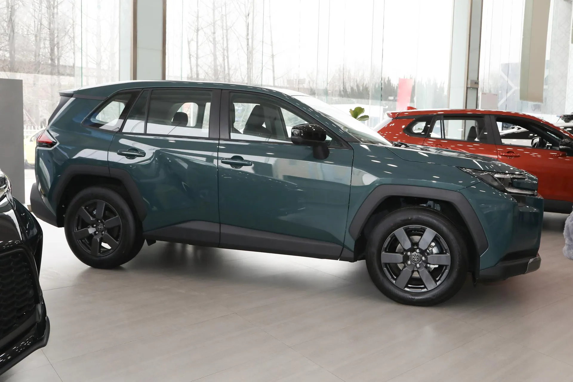  RAV4 2.0L AWD Luxury