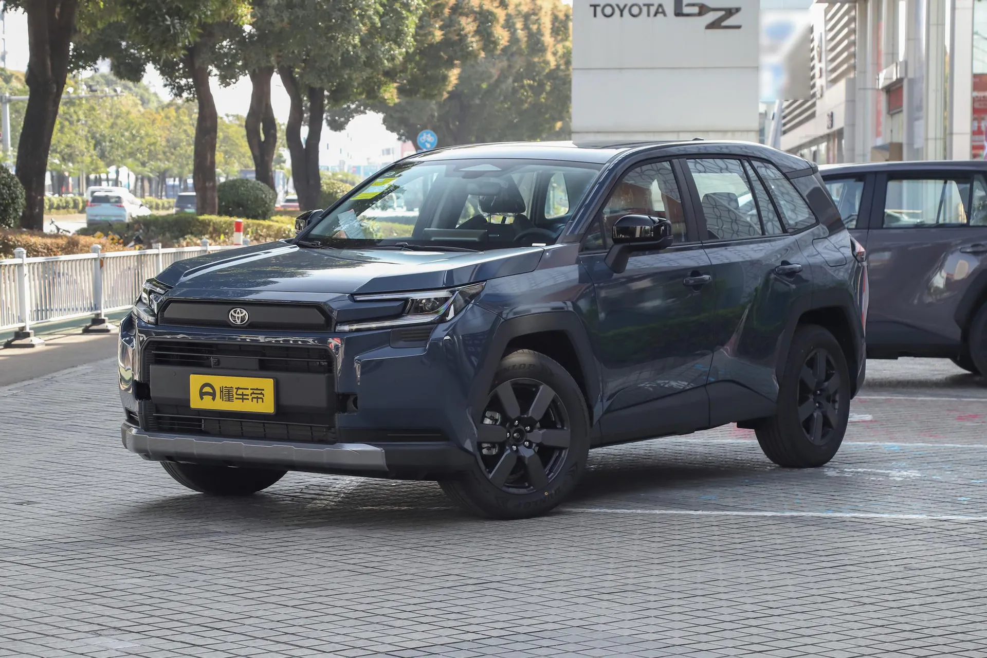  RAV4 2.0L AWD Luxury