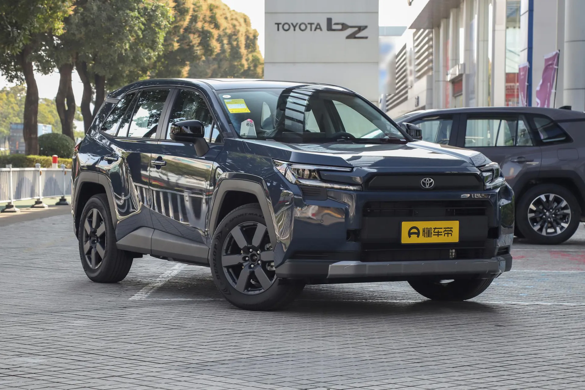  RAV4 2.0L AWD Luxury