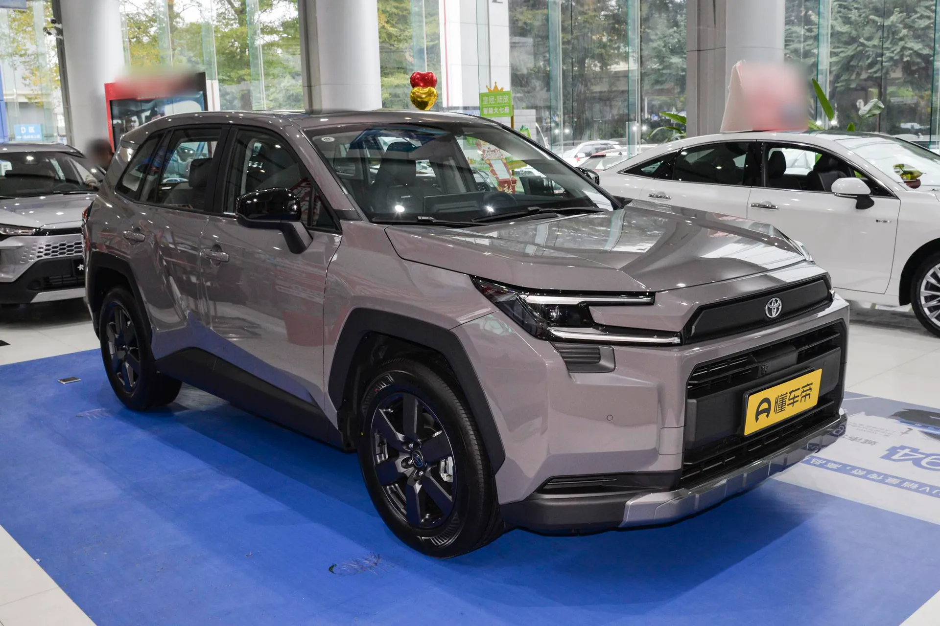  RAV4 2.0L AWD Luxury
