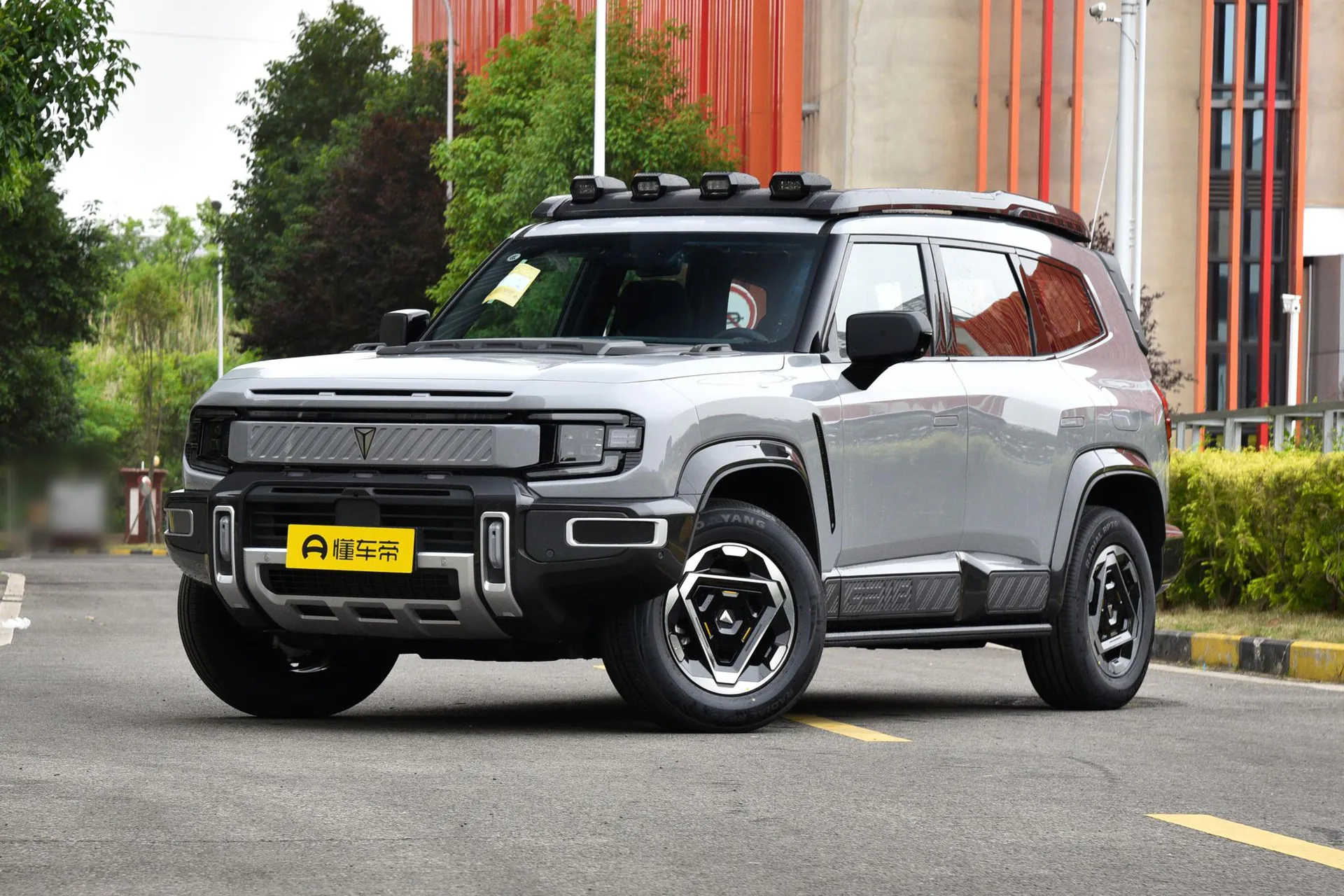  G318 Carefree Cross-Country AWD Yuanshan