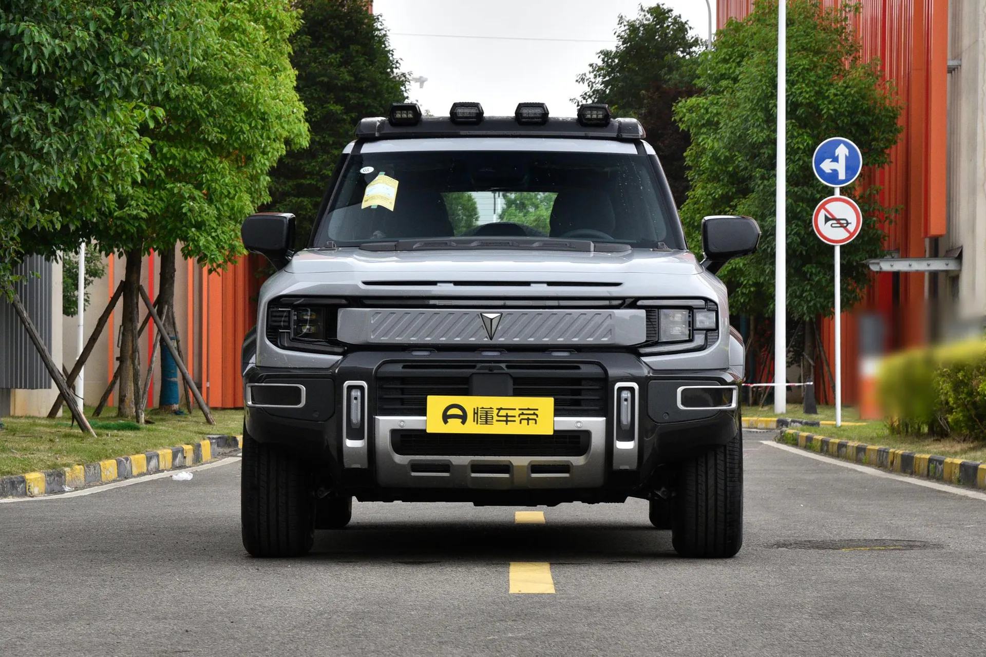  G318 Carefree Cross-Country AWD Yuanshan