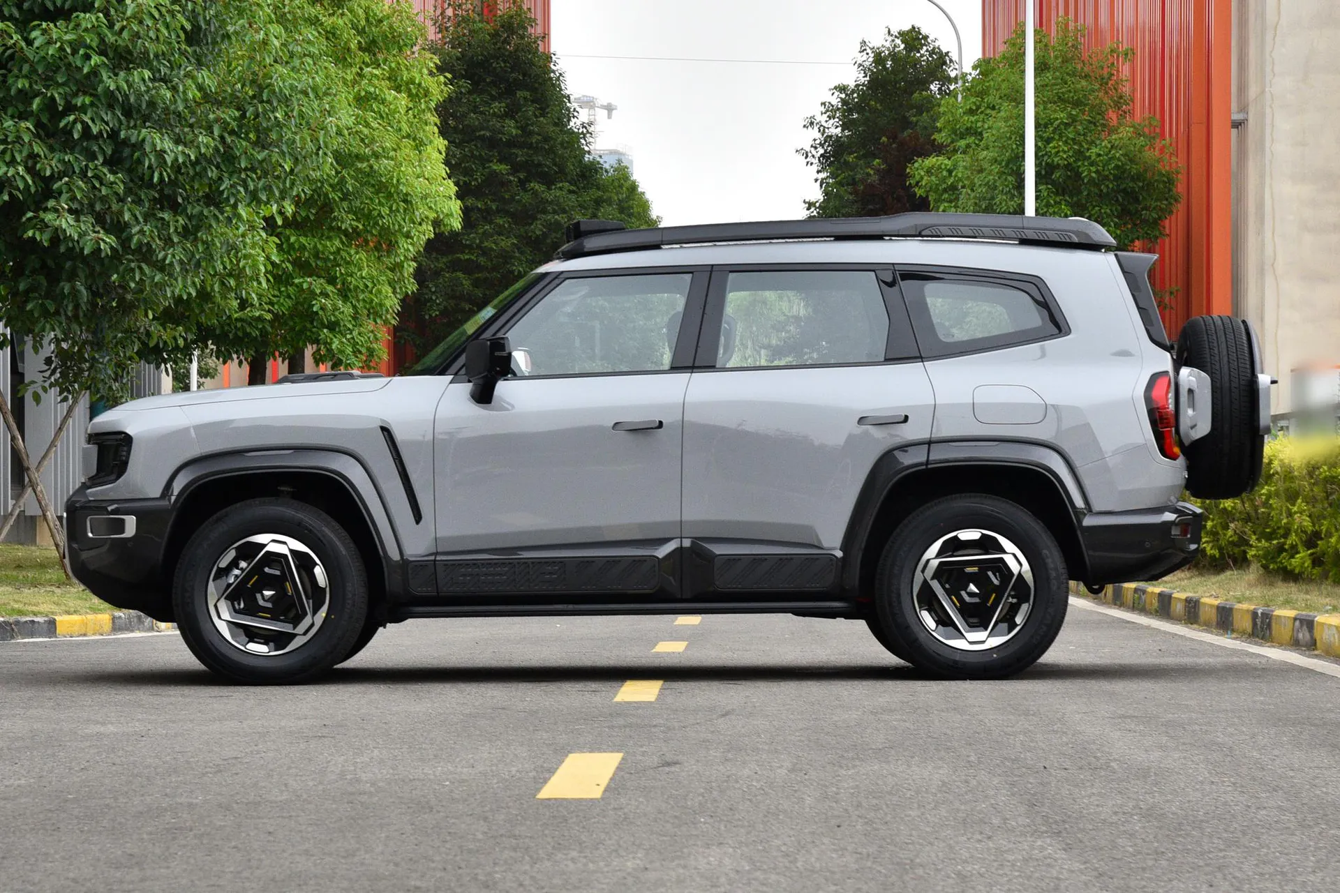  G318 Carefree Cross-Country AWD Yuanshan