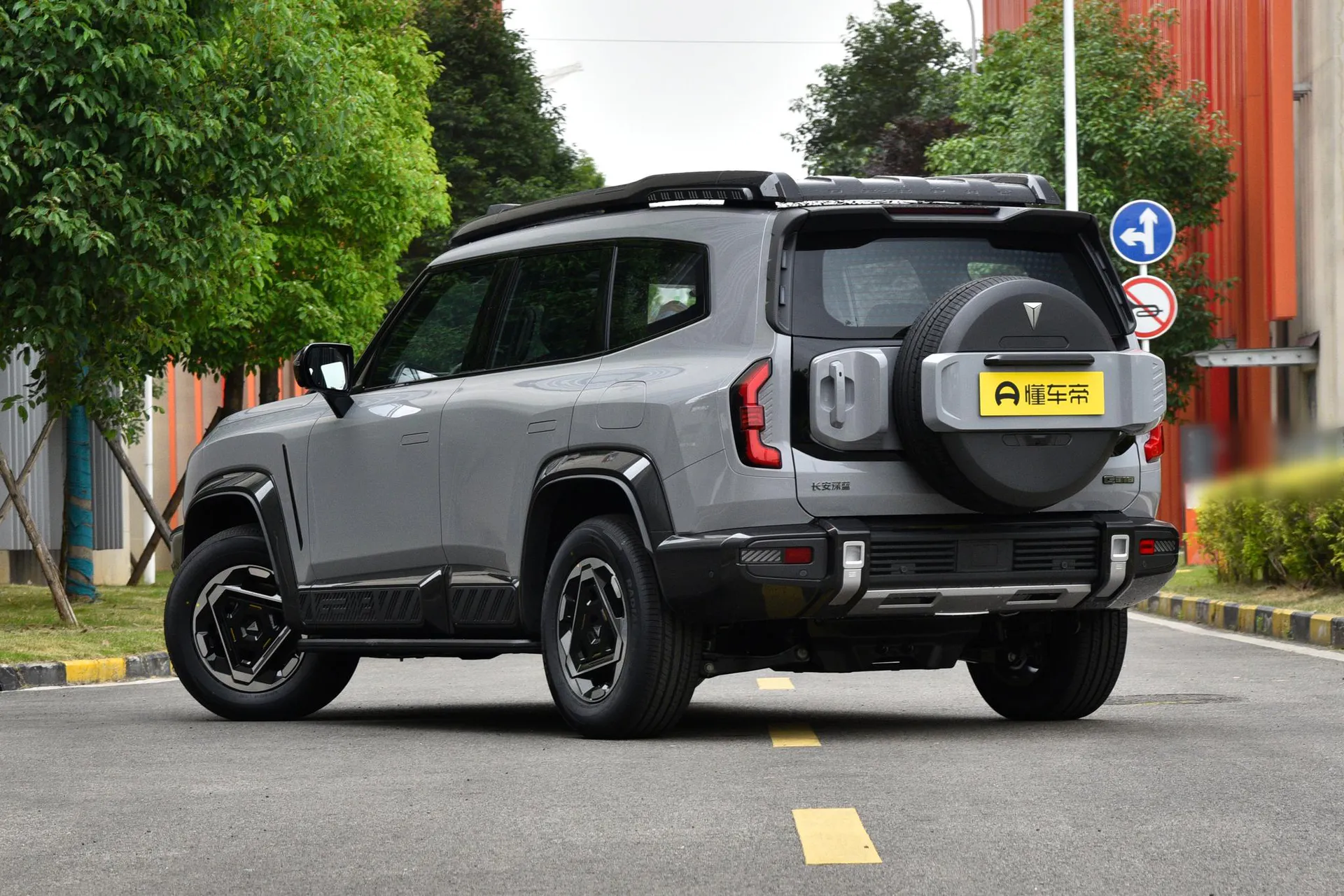  G318 Carefree Cross-Country AWD Yuanshan