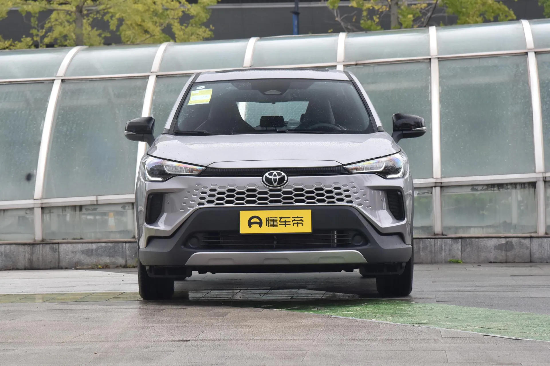  Corolla Regal 2.0L Hybrid Elite