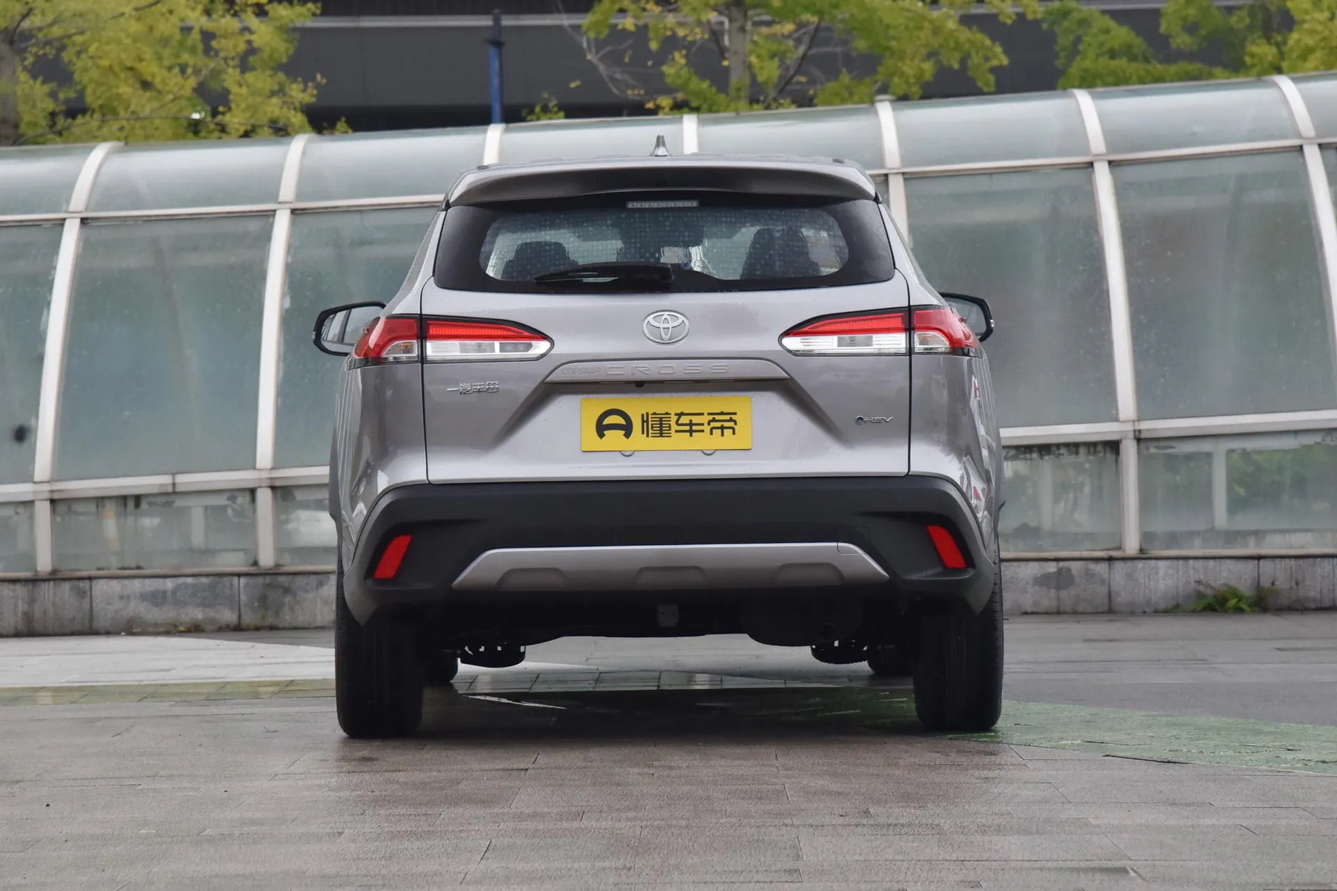  Corolla Regal 2.0L Hybrid Elite