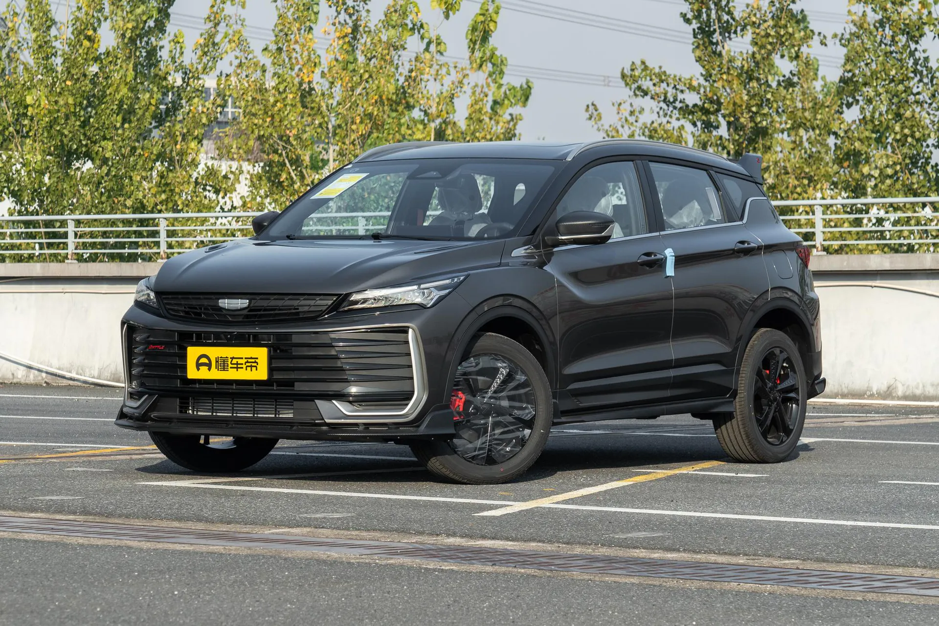 Внедорожник Geely Binyue L1.5TD DCT Battle (2025)