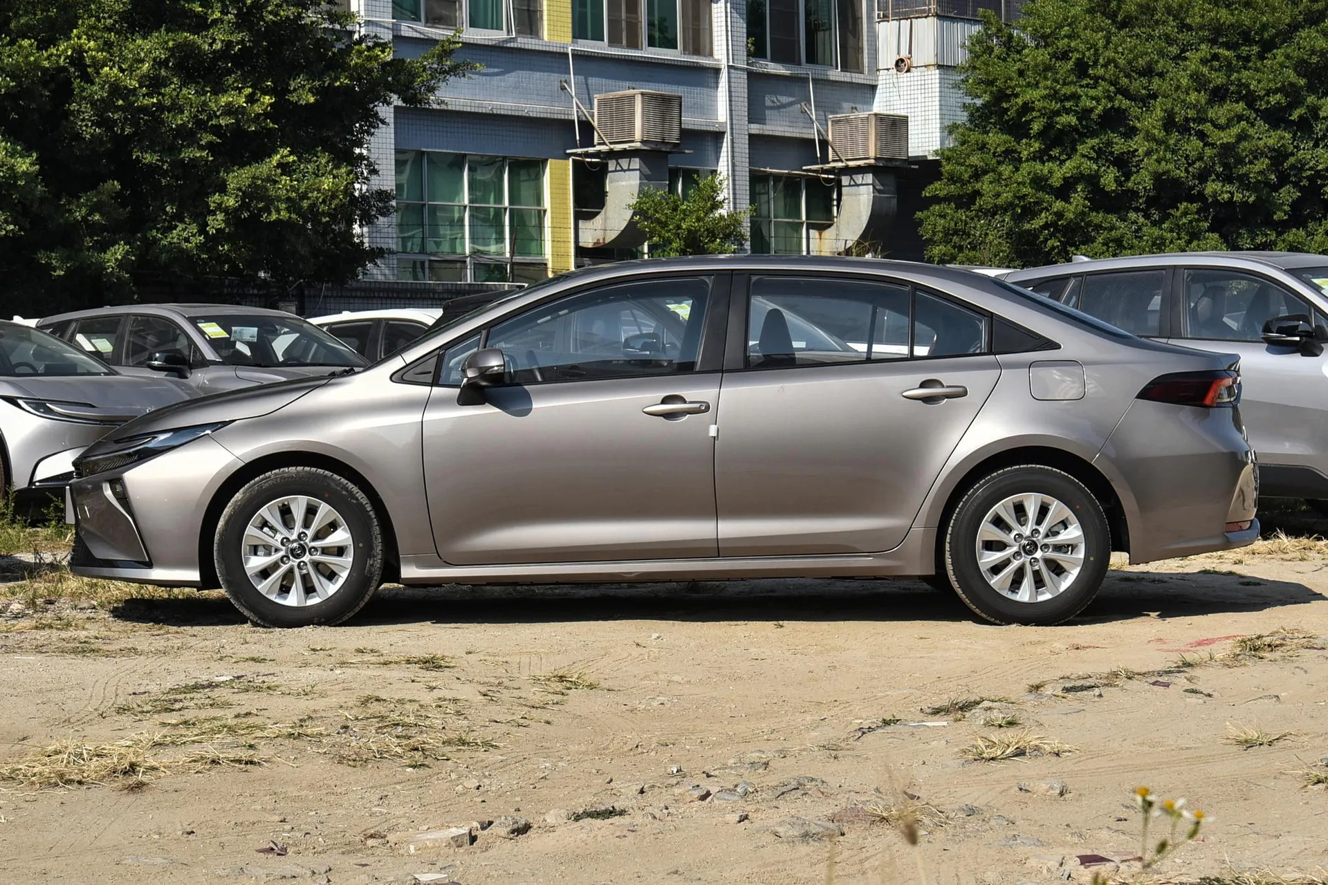  Corolla Hybrid 1.8L E-CVT Pioneer