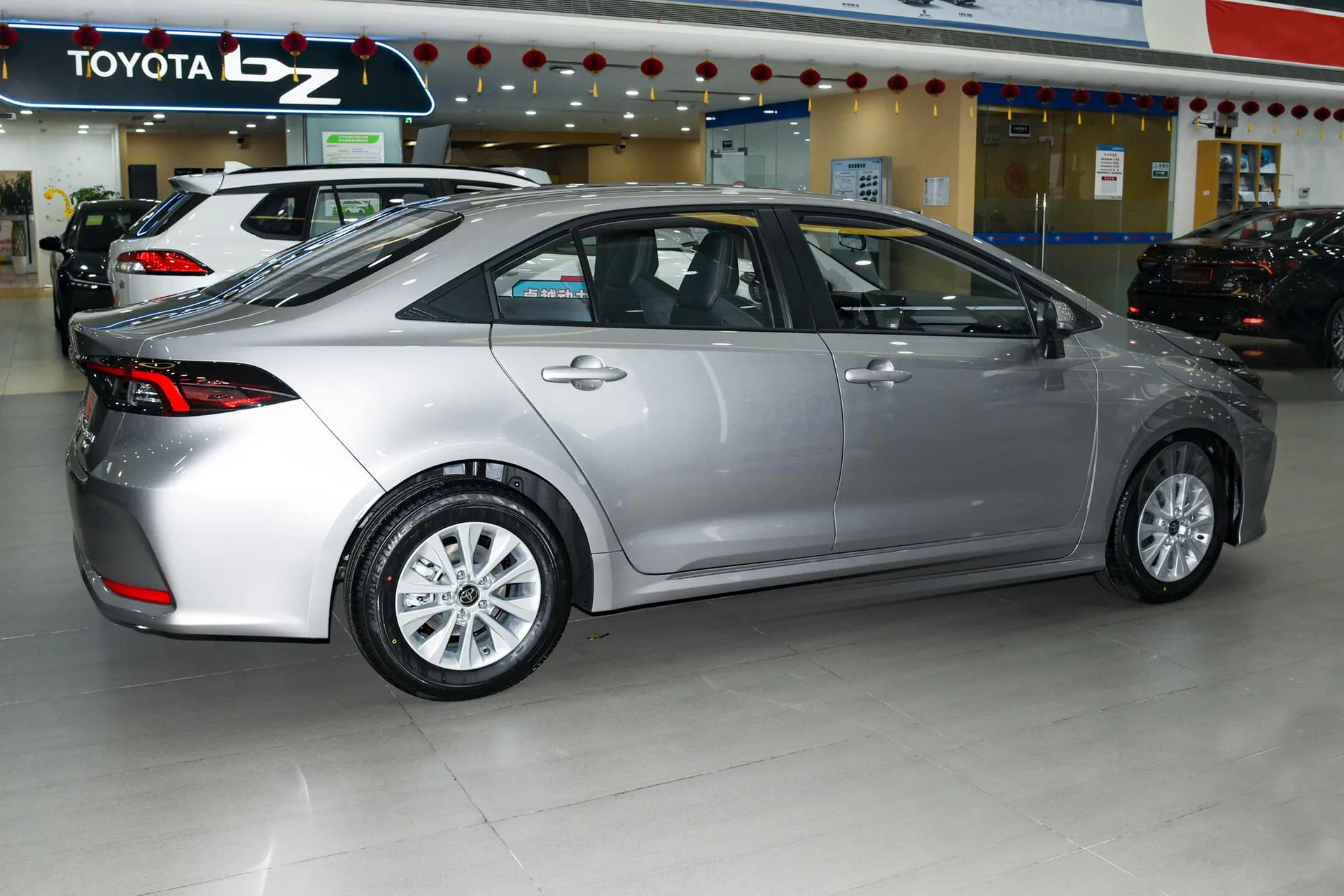  Corolla Hybrid 1.8L E-CVT Pioneer