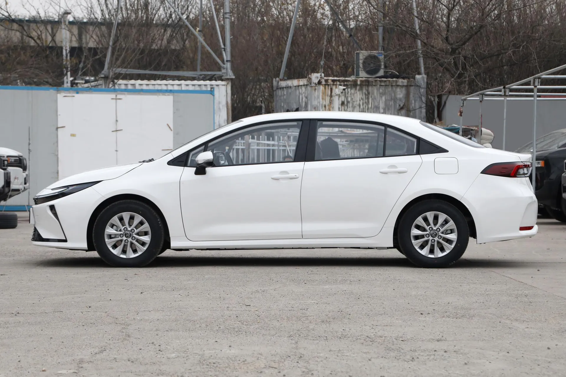  Corolla Hybrid 1.8L E-CVT Pioneer