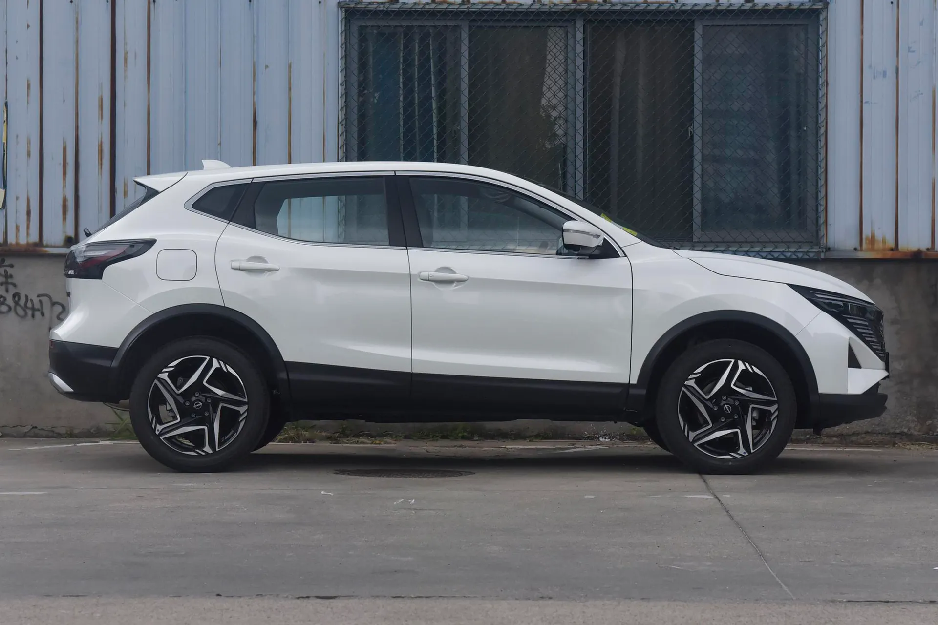  Qashqai Facelift Honor 2.0L CVT XV+ Leading