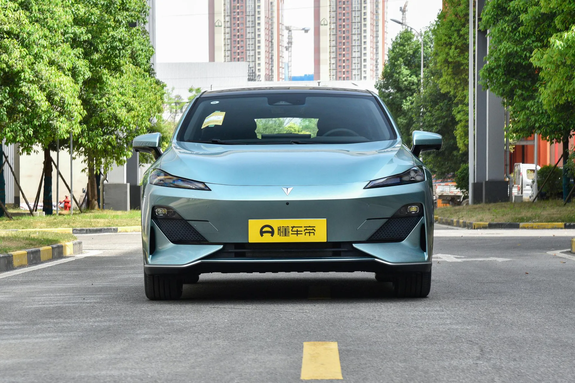  SL03 Facelift 530 Pure EV Elite