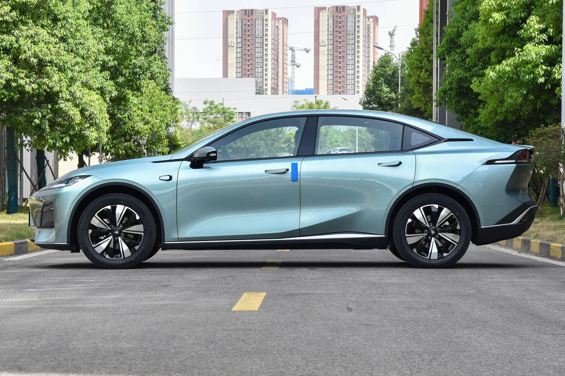  SL03 Facelift 530 Pure EV Elite