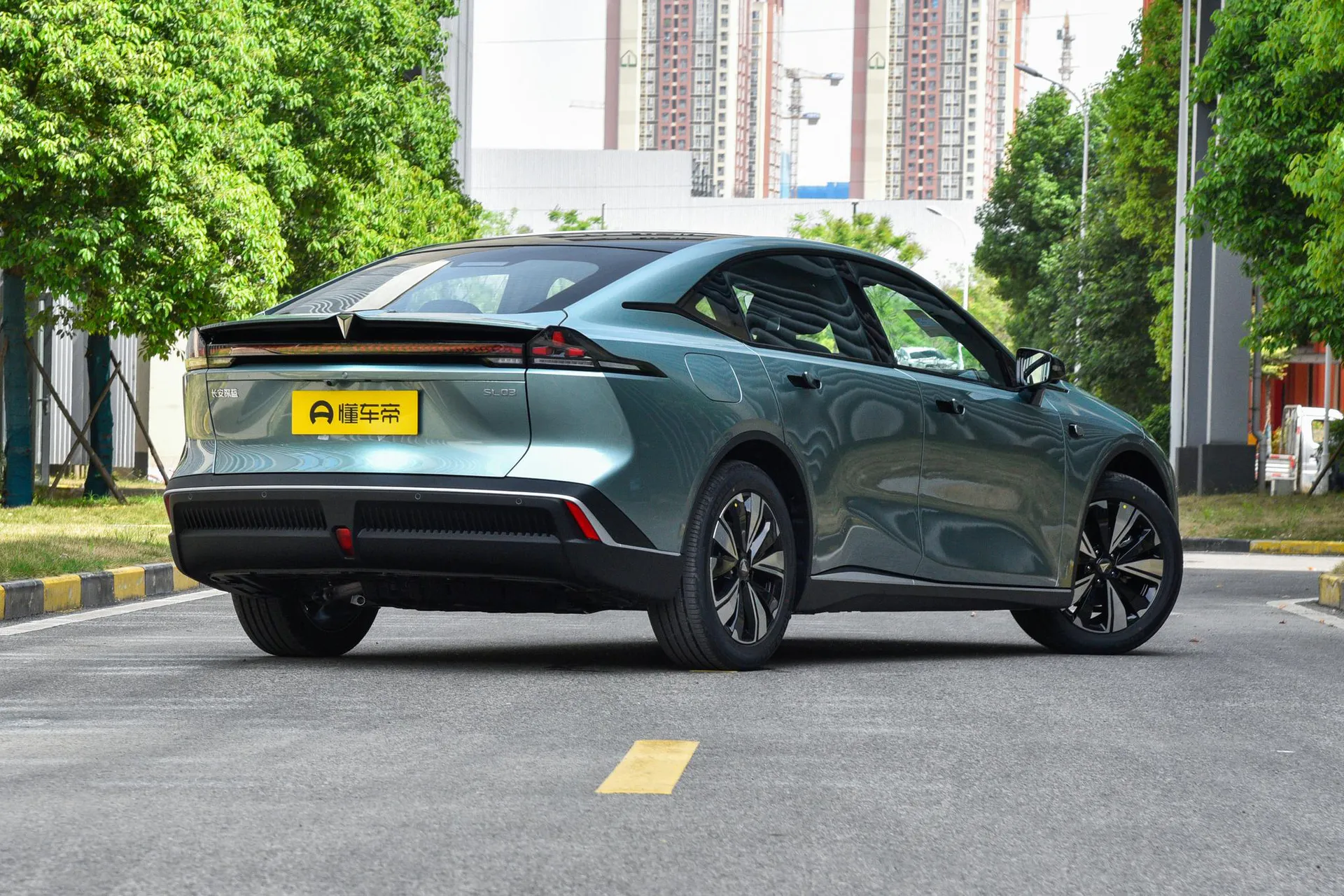  SL03 Facelift 530 Pure EV Elite