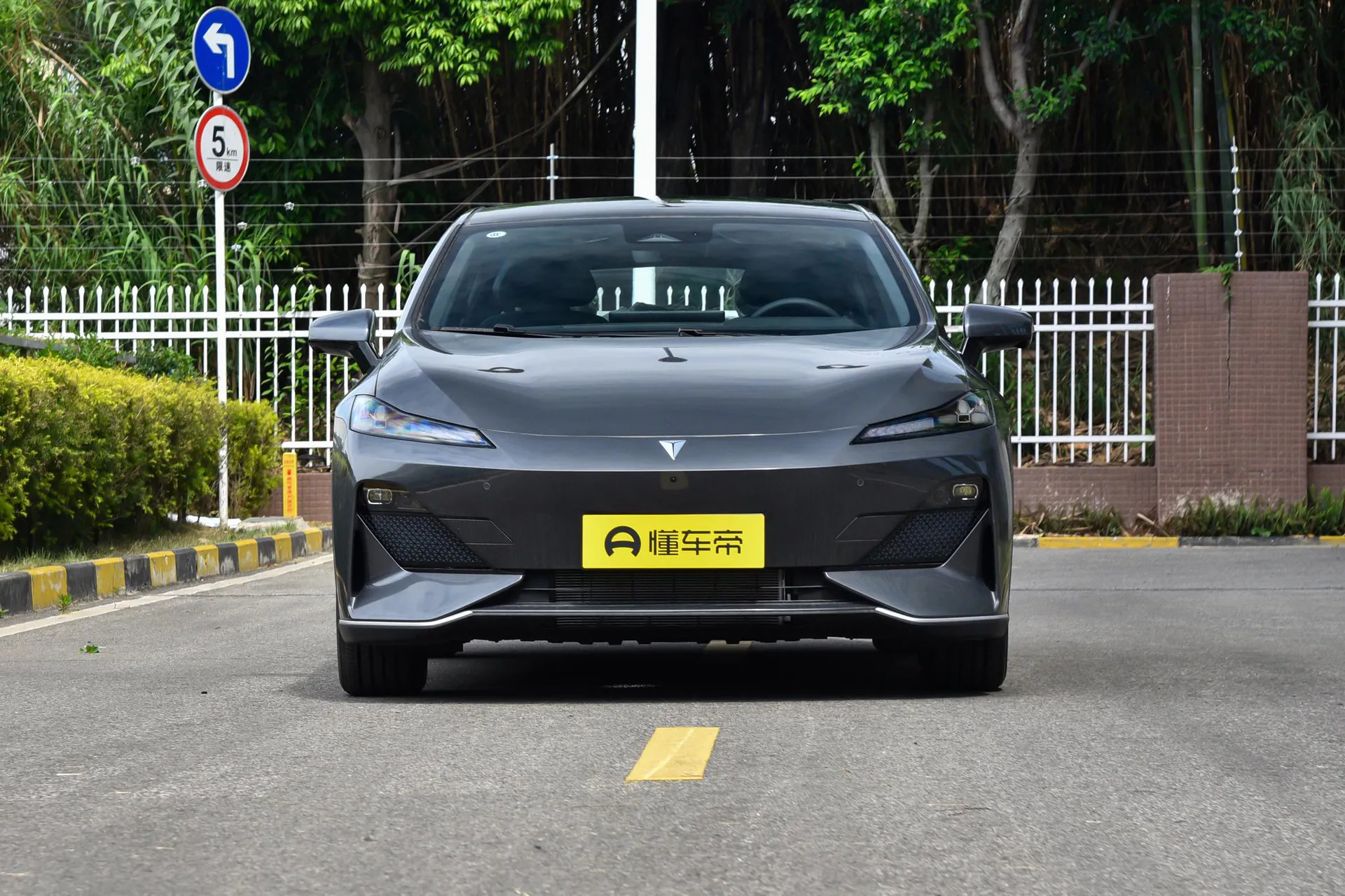  SL03 Facelift 530 Pure EV Elite