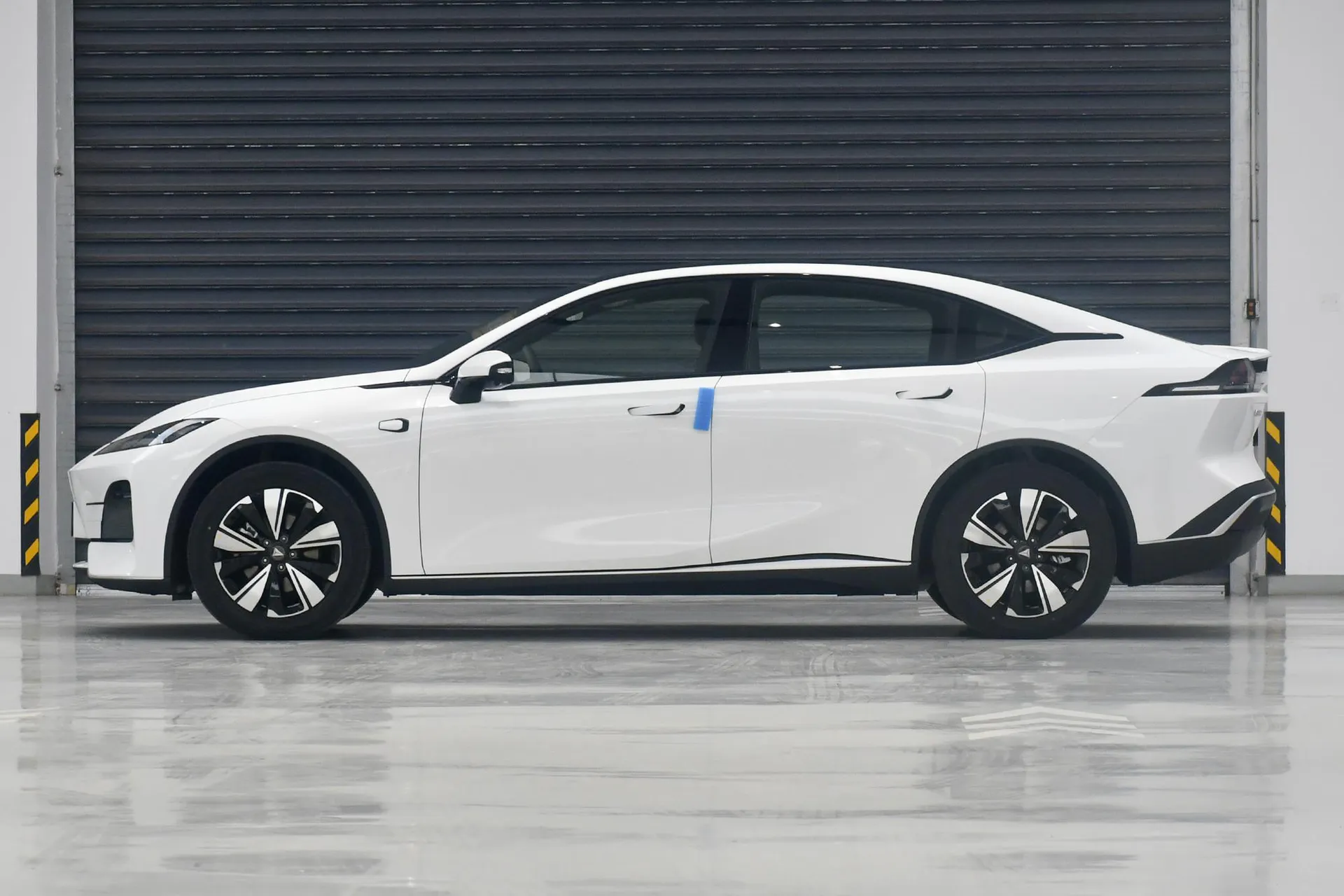 SL03 Facelift 530 Pure EV Elite