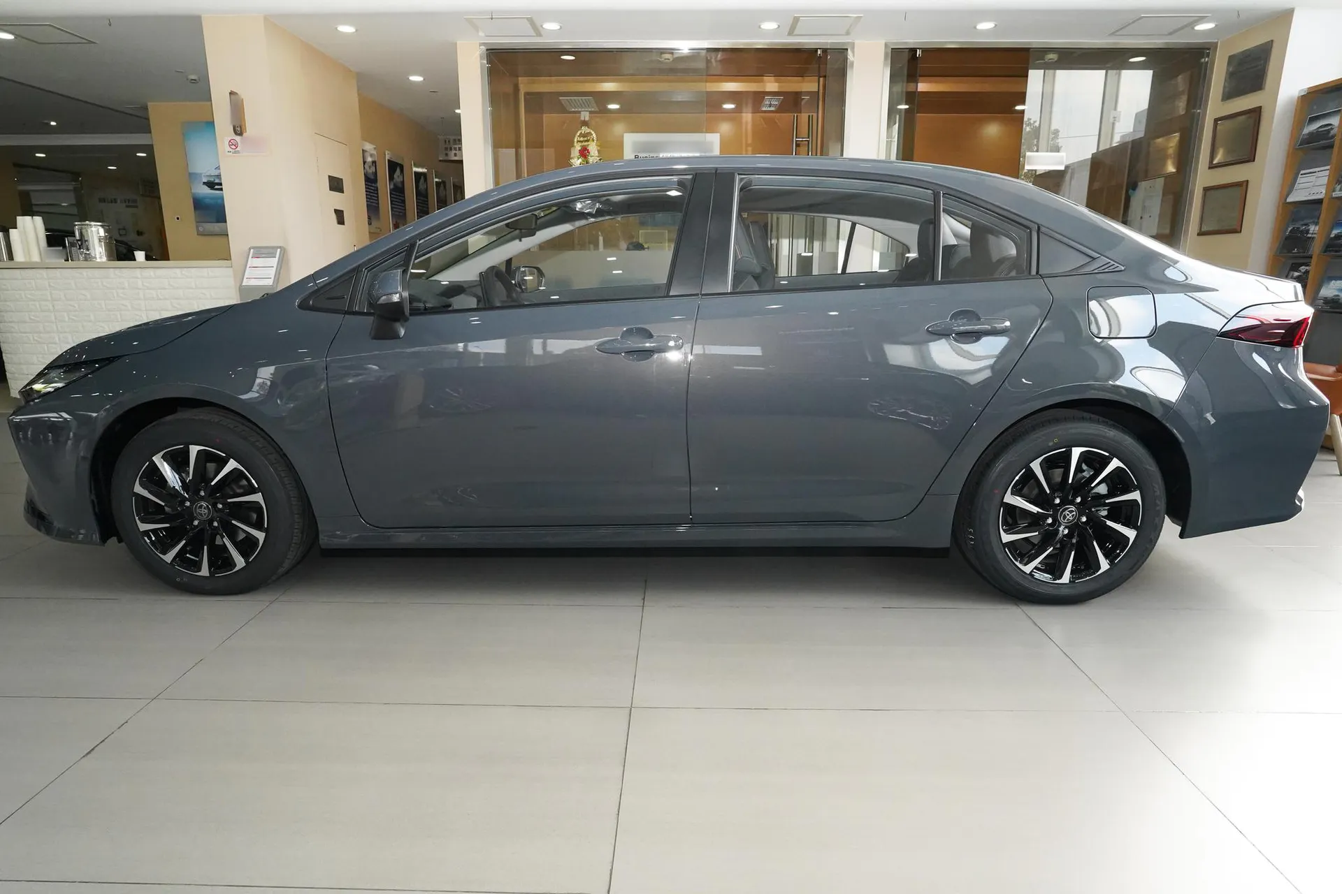  Corolla Hybrid 1.8L E-CVT Elite
