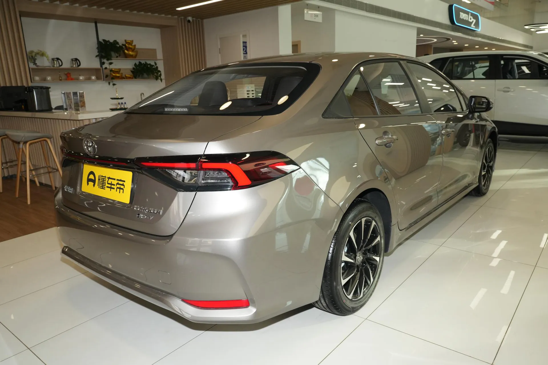  Corolla Hybrid 1.8L E-CVT Elite