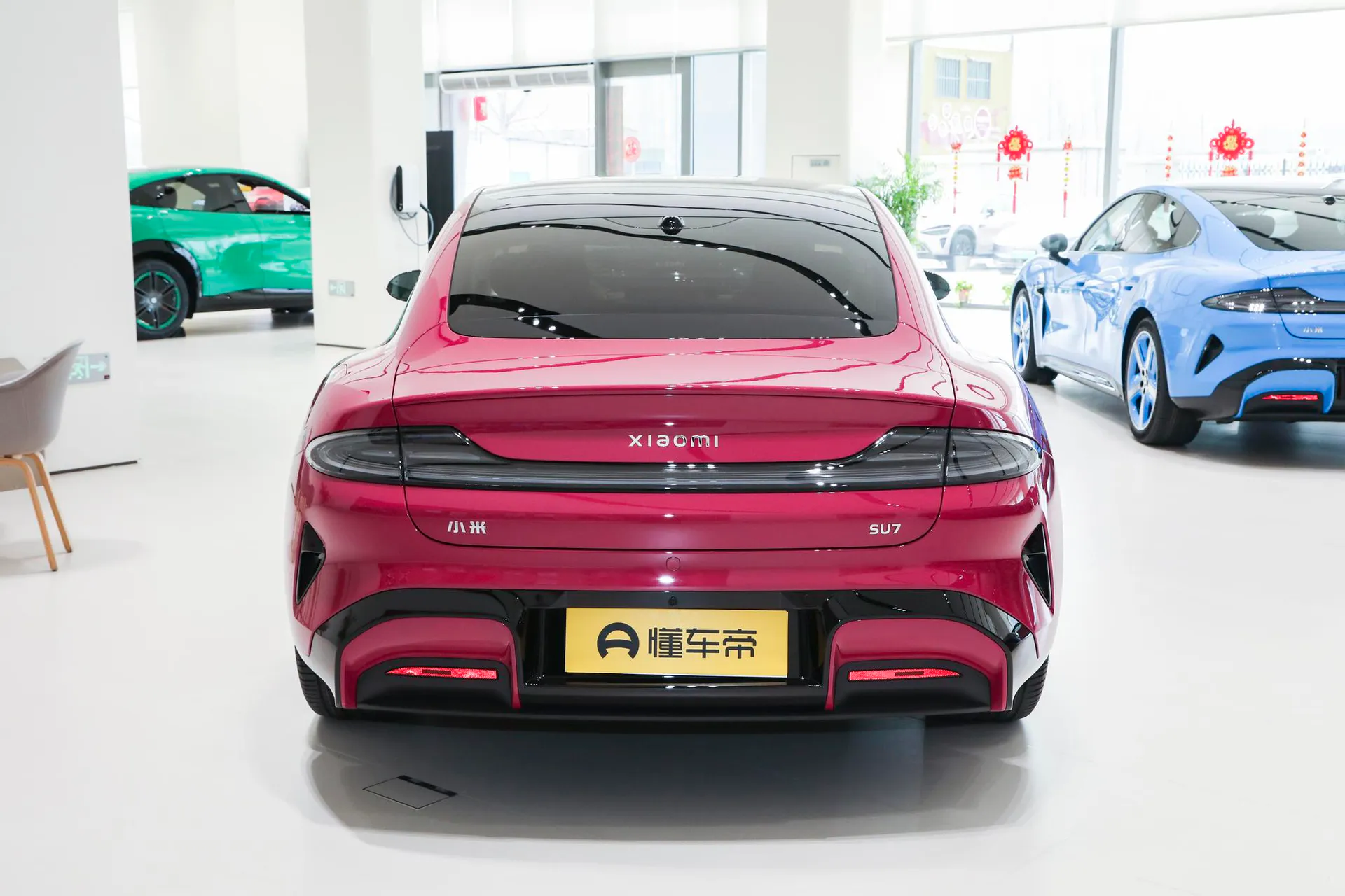  SU7 RWD Standard