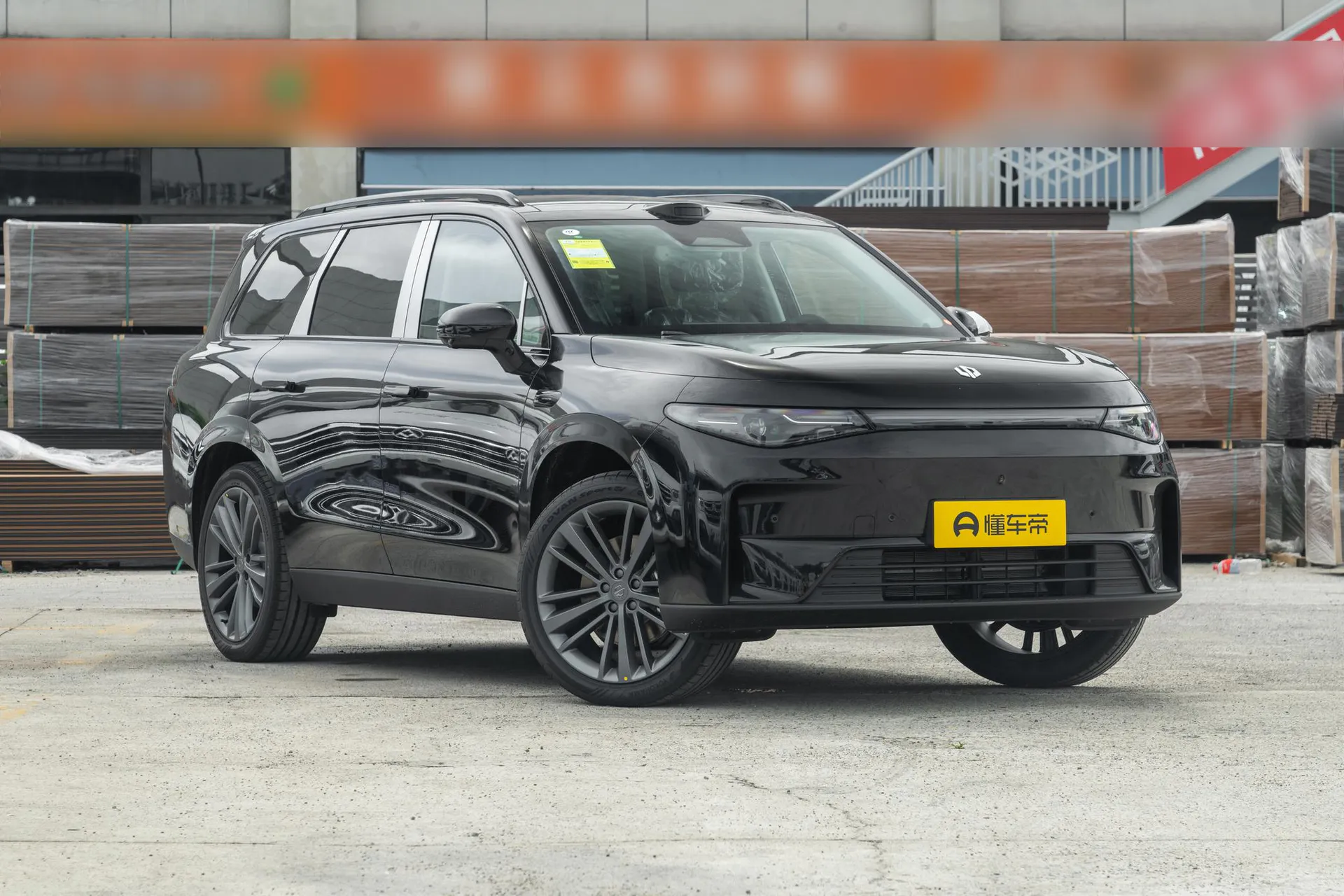  C16 Pure EV 630 LiDAR 6-Seater
