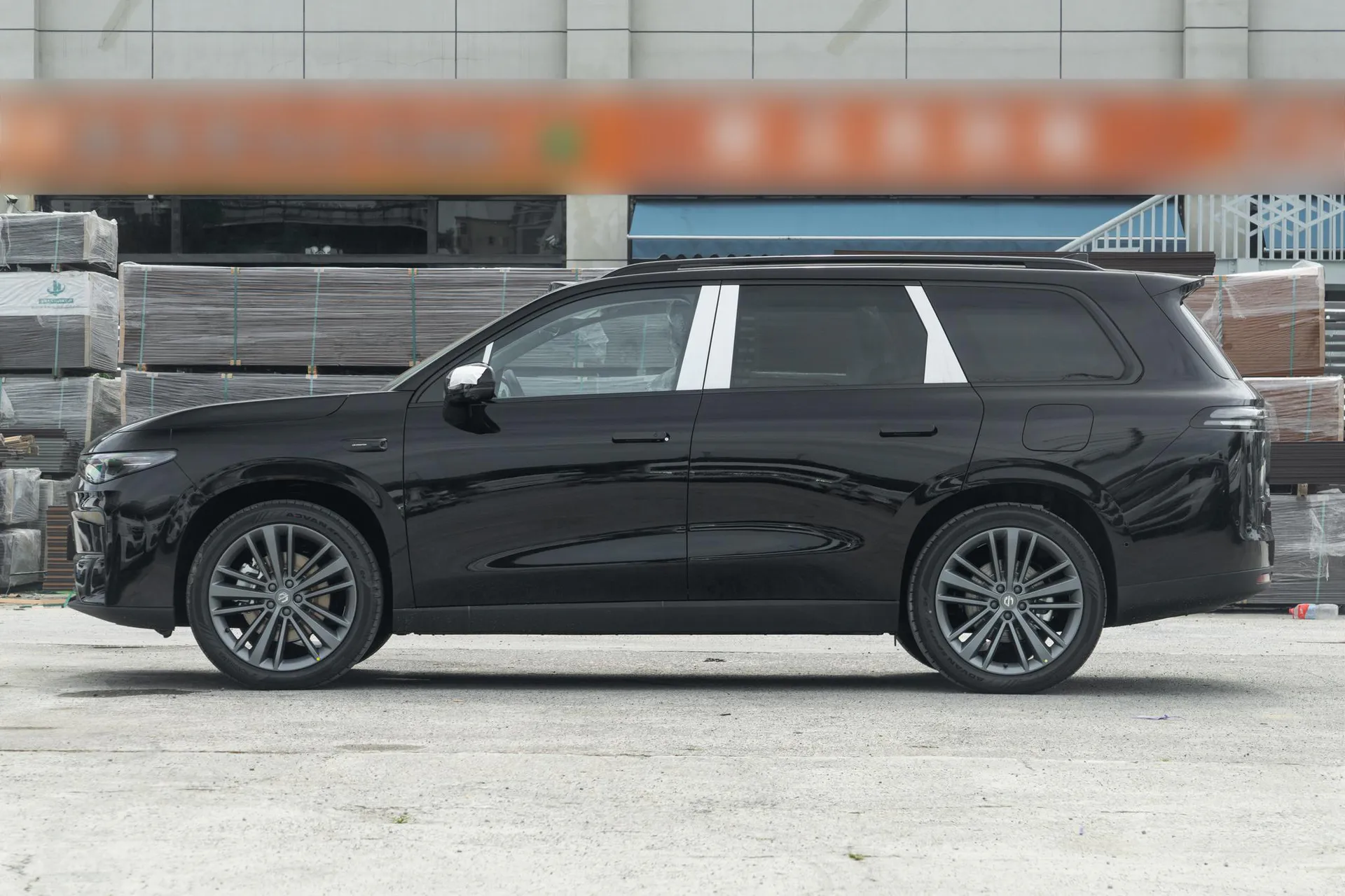  C16 Pure EV 630 LiDAR 6-Seater