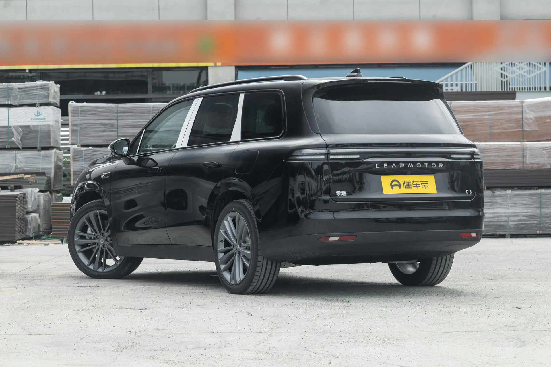  C16 Pure EV 630 LiDAR 6-Seater