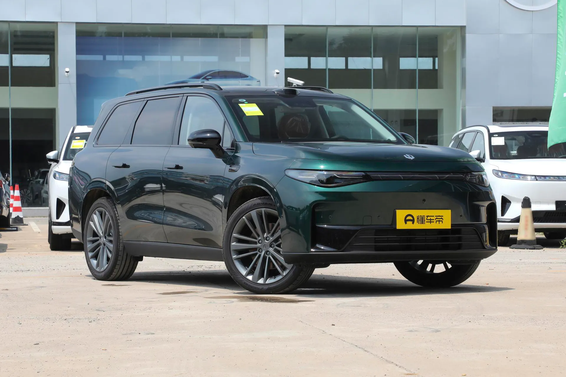  C16 Pure EV 630 LiDAR 6-Seater