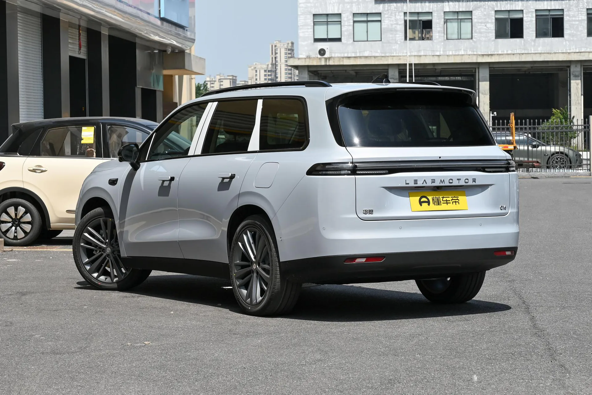  C16 Pure EV 630 LiDAR 6-Seater