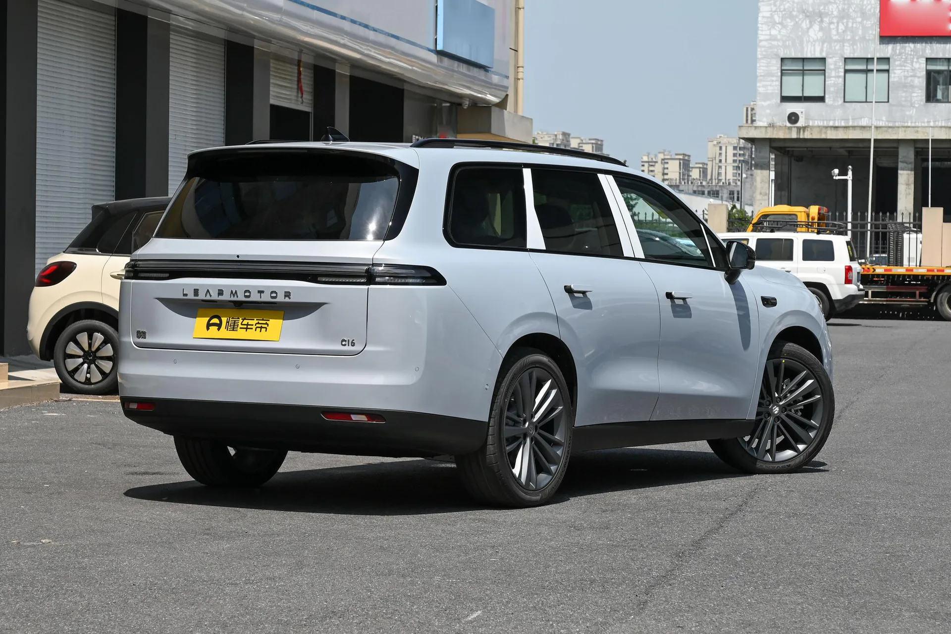  C16 Pure EV 630 LiDAR 6-Seater