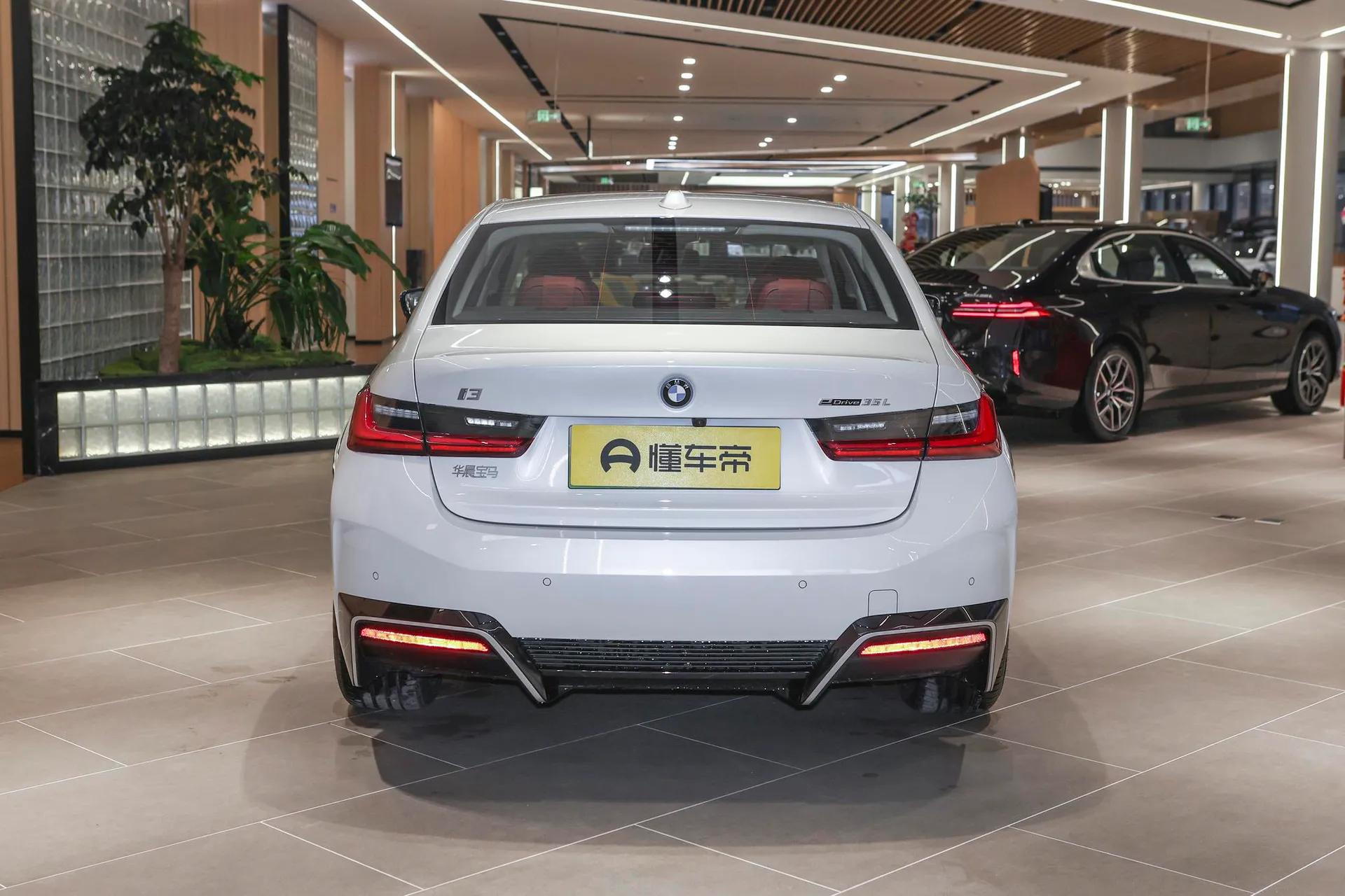  i3 Facelift eDrive 35 L
