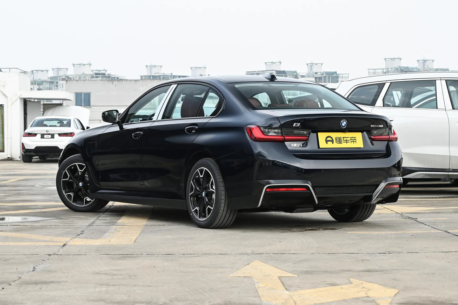  i3 Facelift eDrive 40 L Night Package