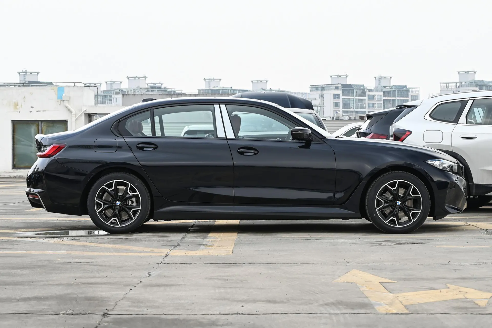  i3 Facelift eDrive 40 L Night Package