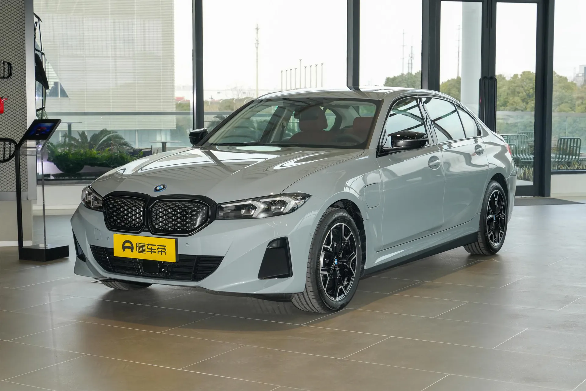  i3 Facelift eDrive 40 L Night Package