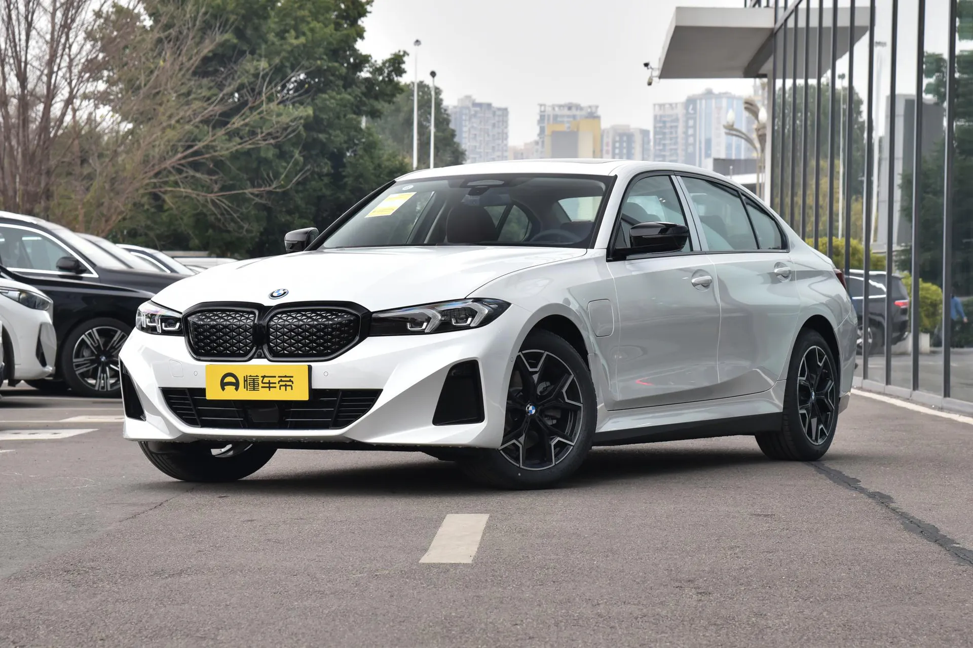  i3 Facelift eDrive 40 L Night Package