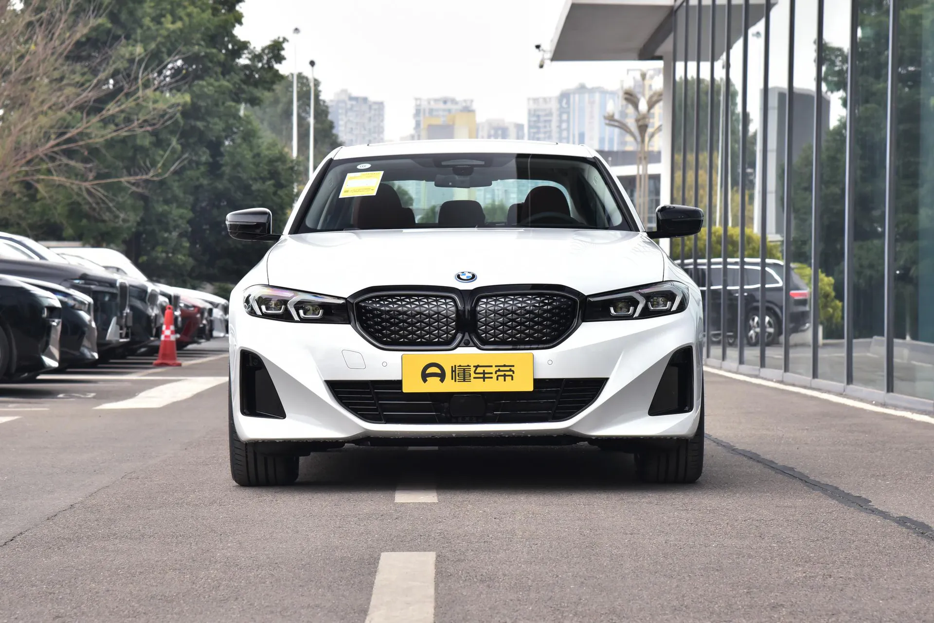  i3 Facelift eDrive 40 L Night Package