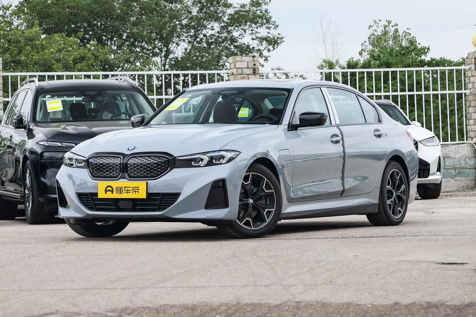  i3 eDrive 40 L Night Package