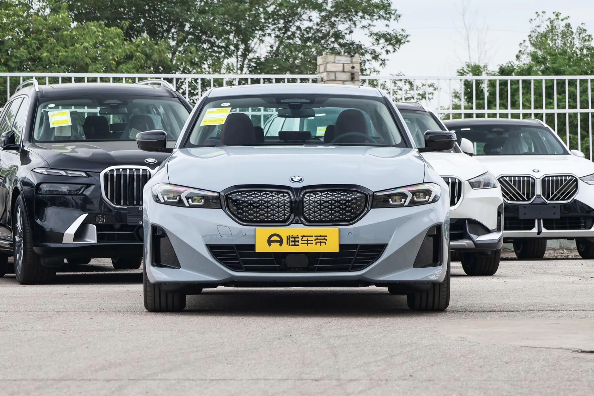  i3 eDrive 40 L Night Package