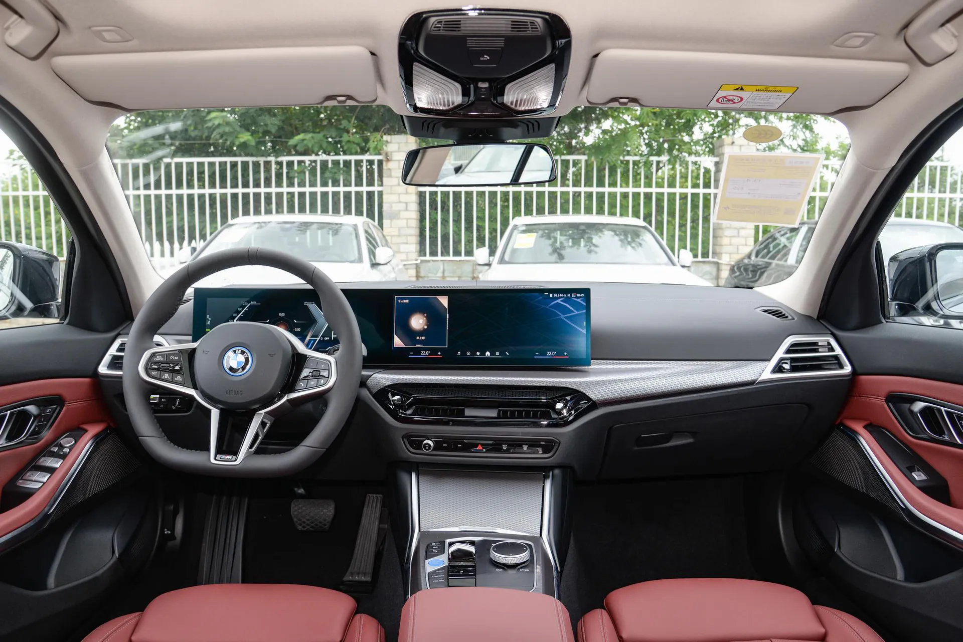  i3 eDrive 40 L Night Package