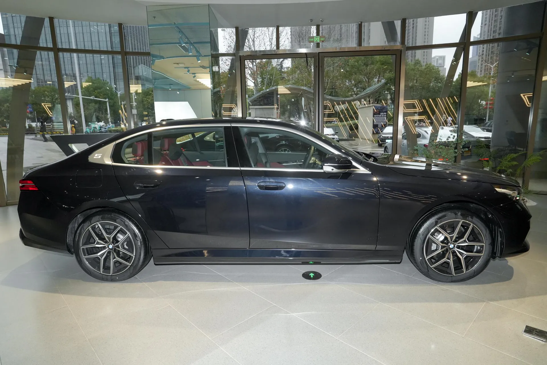  i5 eDrive 35 L M Sport