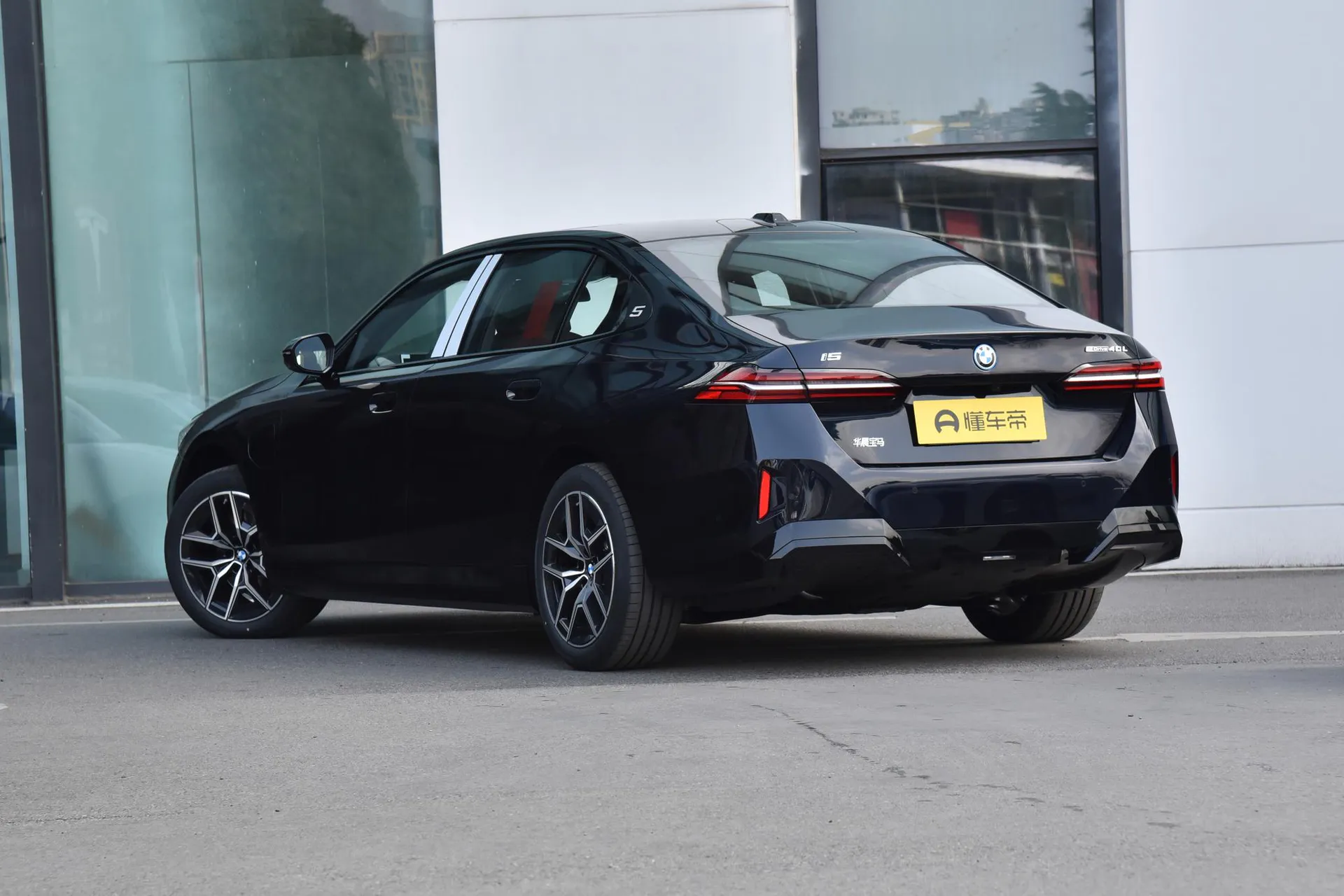  i5 eDrive 40 L M Sport