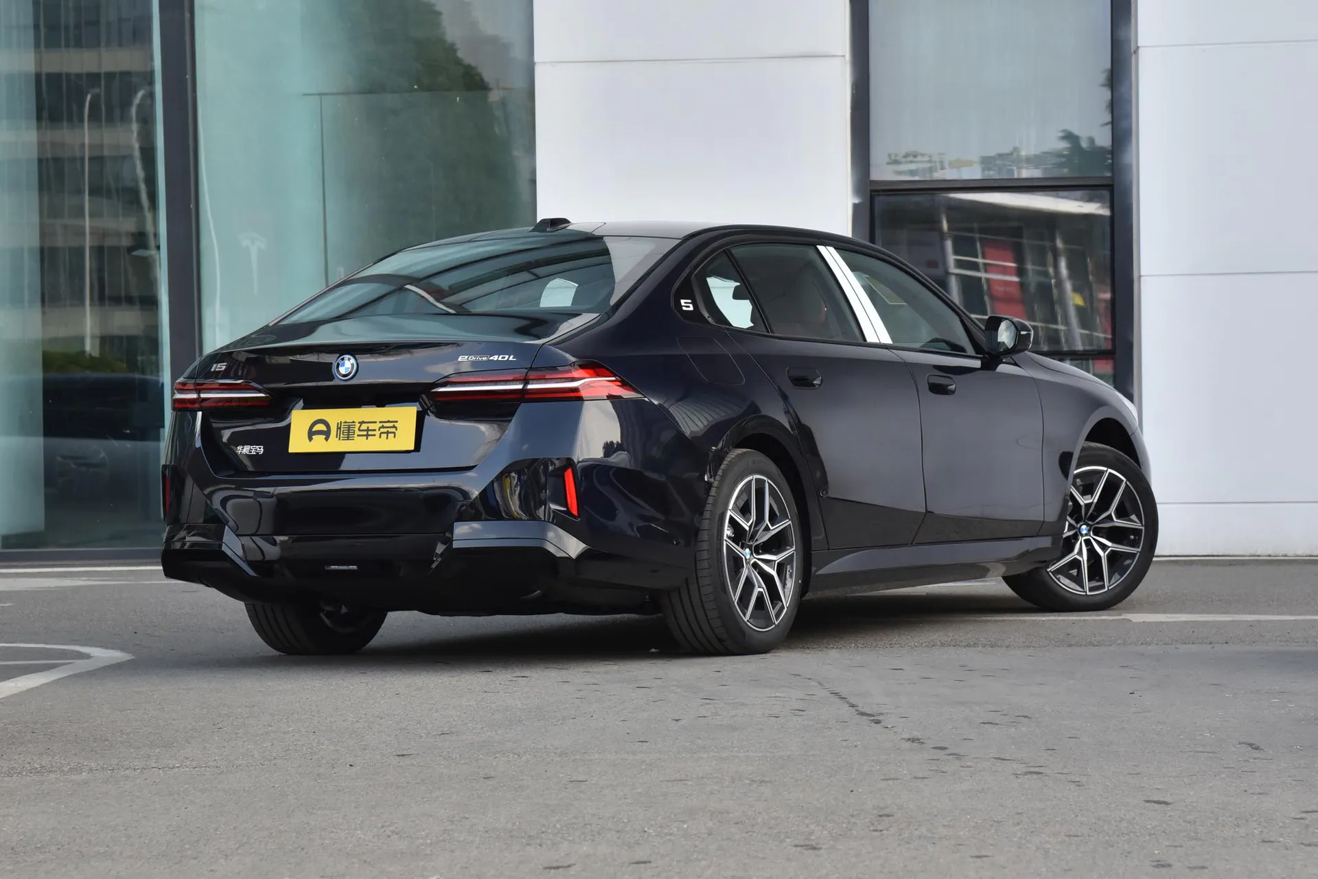  i5 eDrive 40 L M Sport