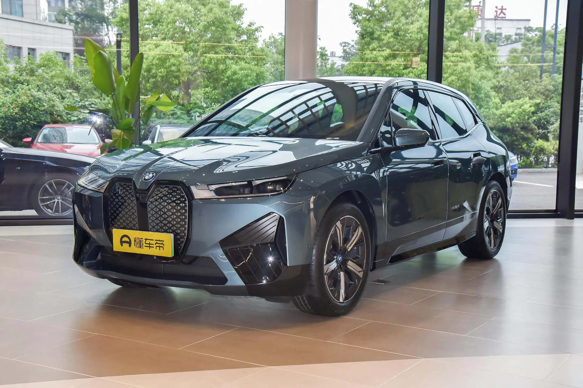  iX xDrive 40