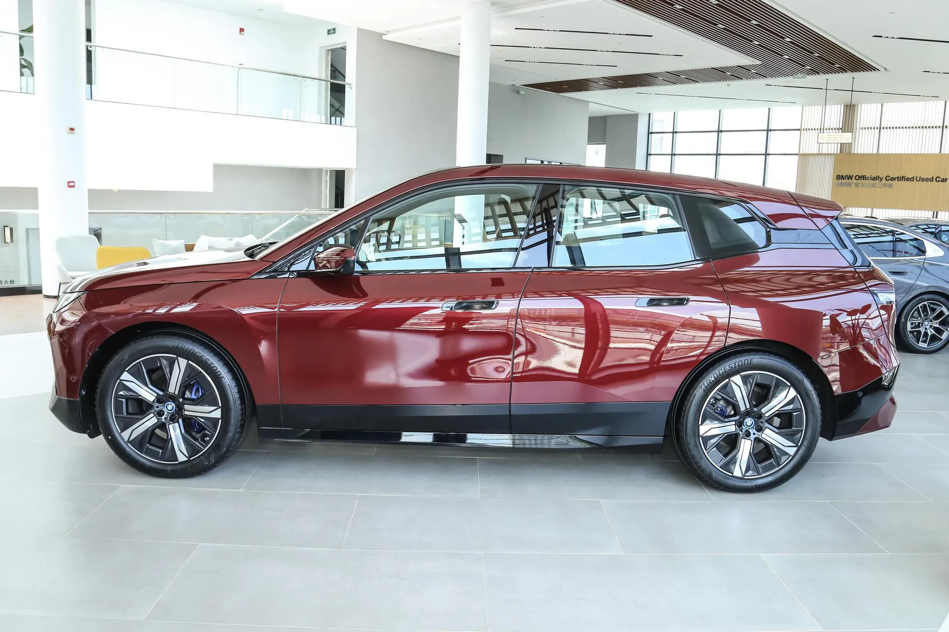  iX xDrive 40