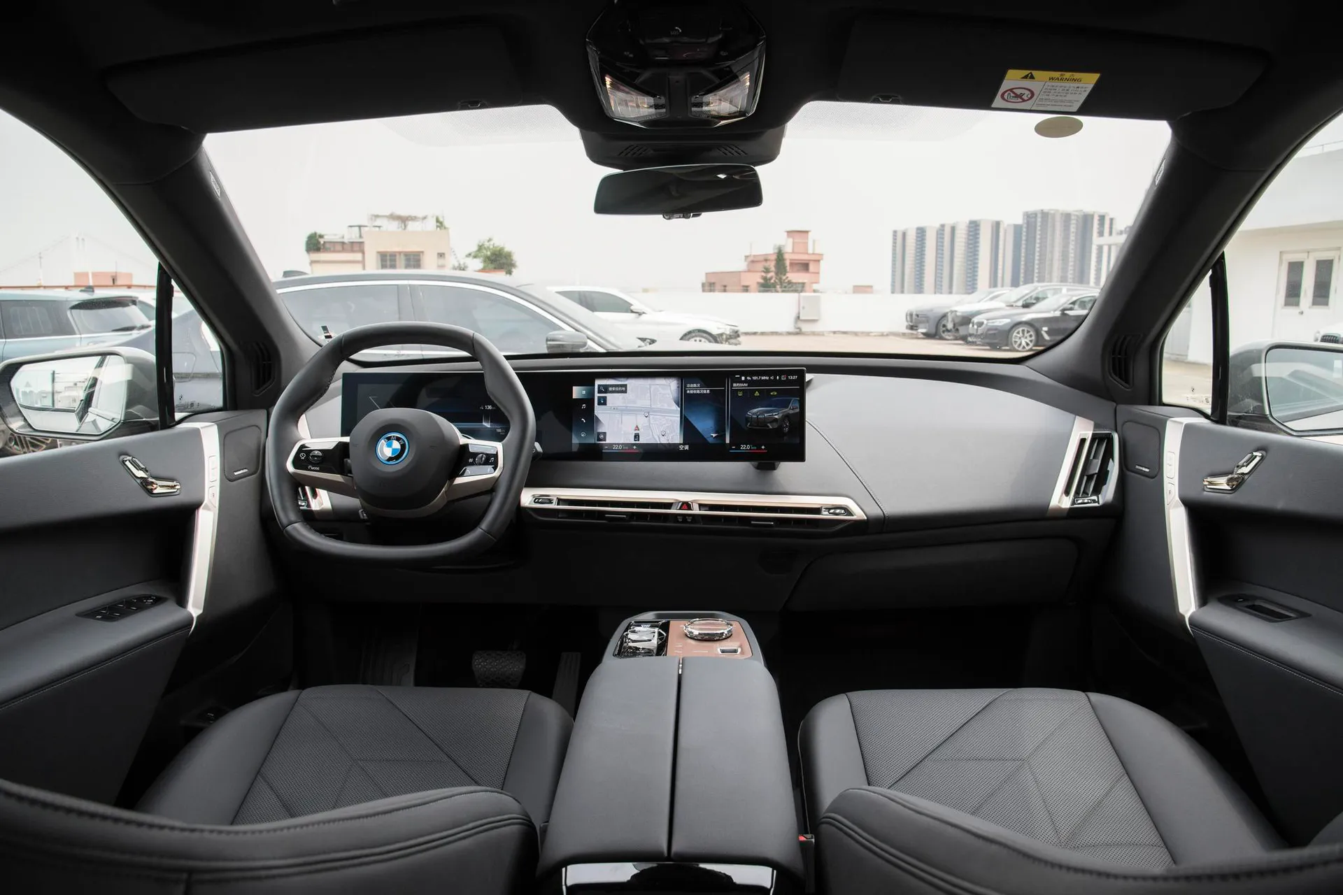  iX xDrive 40