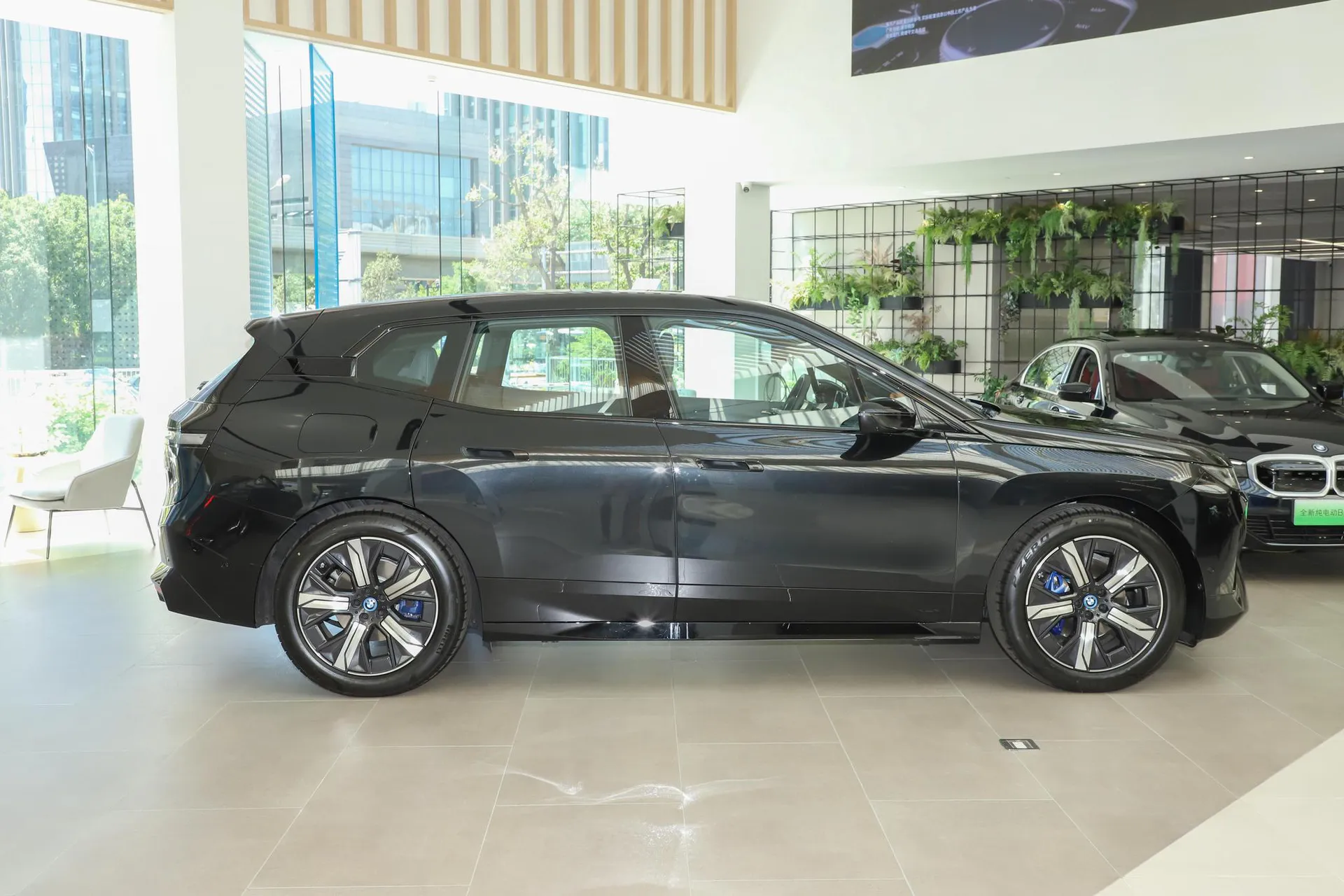  iX Facelift xDrive 50