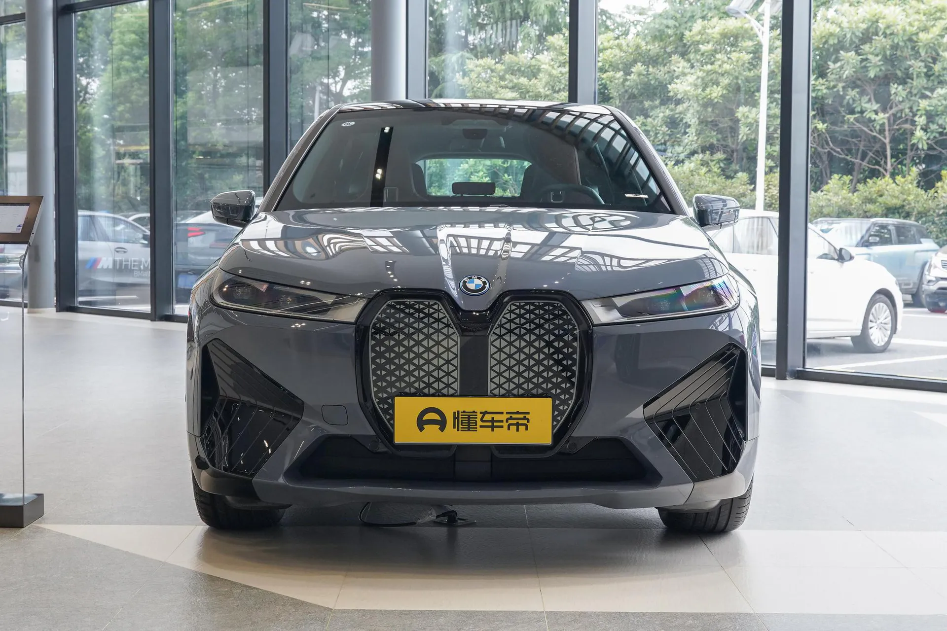 iX Facelift xDrive 50