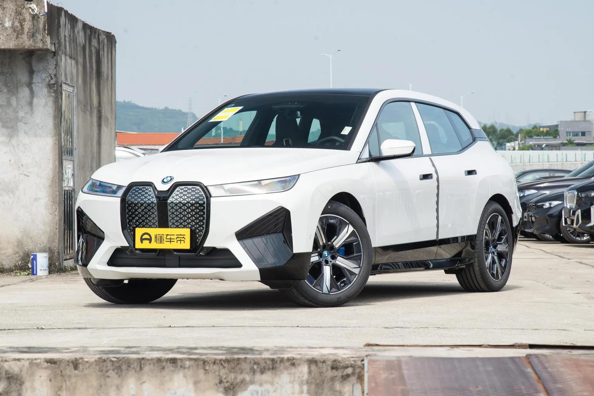  iX Facelift xDrive 50