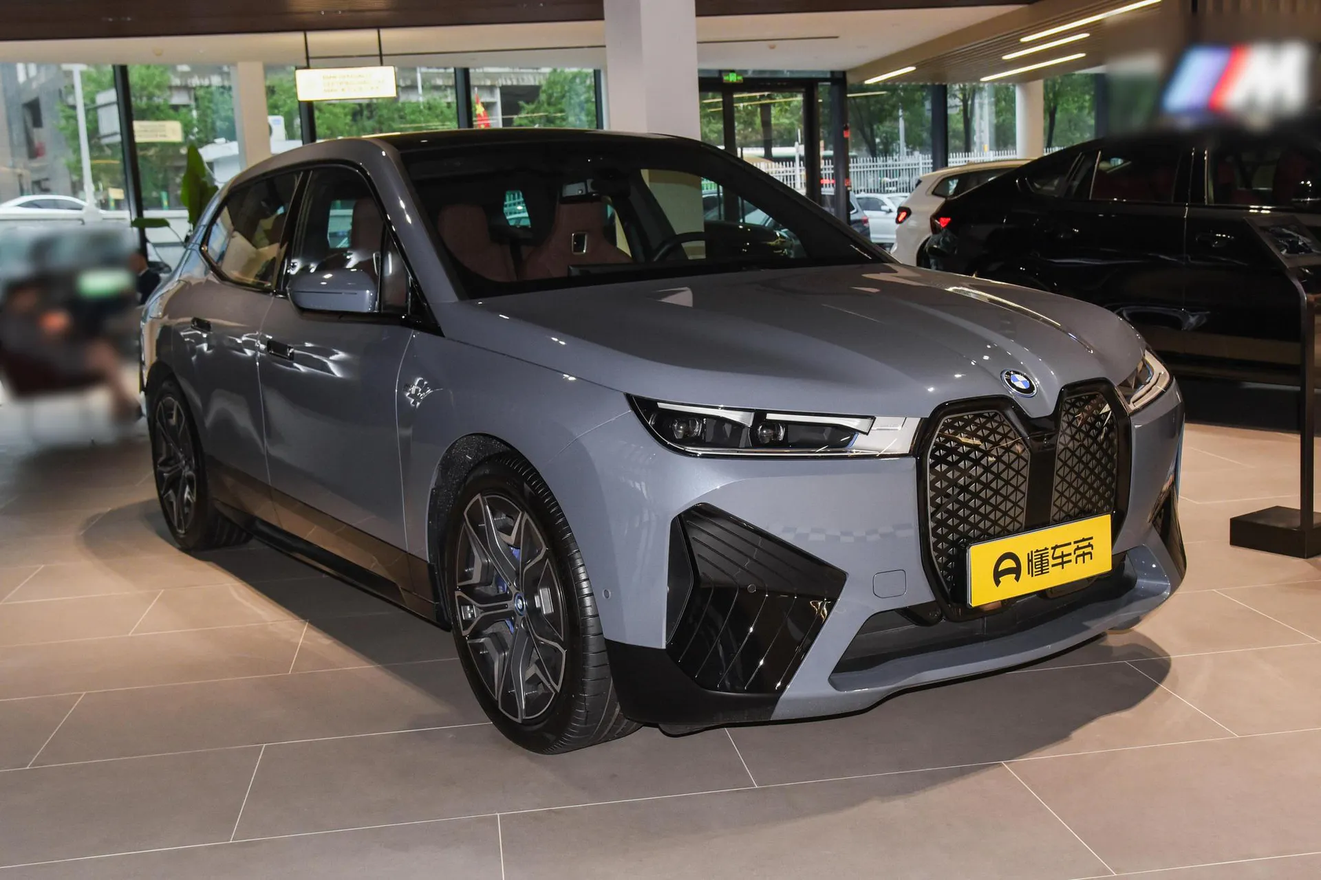  iX Facelift M60
