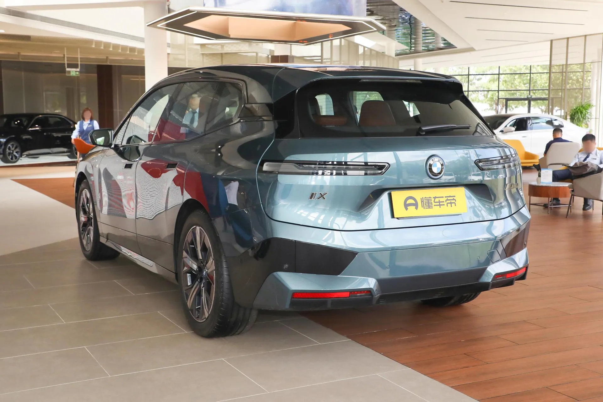  iX Facelift M60